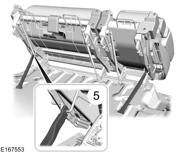 Supporting the Seatback